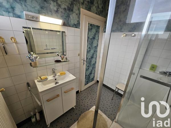 Maison de village 5 pièces de 125 m² à Loguivy-Plougras (22780)