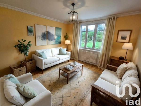 Maison de village 5 pièces de 125 m² à Loguivy-Plougras (22780)