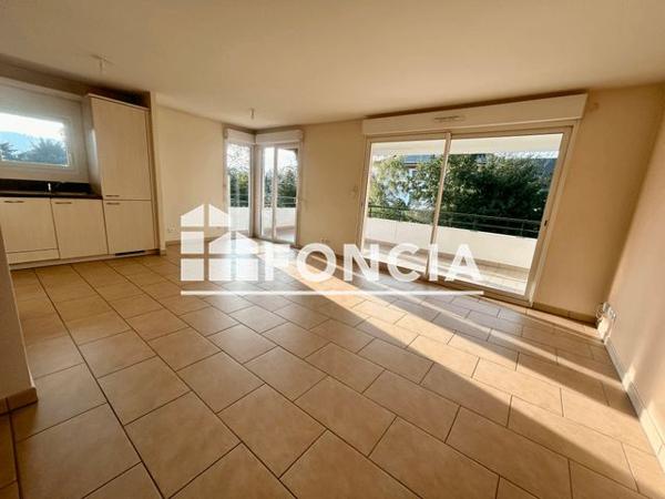 Location Appartement 3 pièces 64.9 m² - 45 AVENUE DU LAC BAT A. Douvaine 74140