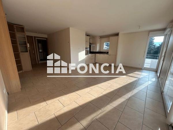 Location Appartement 3 pièces 64.9 m² - 45 AVENUE DU LAC BAT A. Douvaine 74140