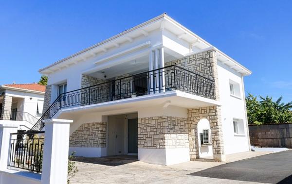 Maison à vendre 241 960 € Bergerac 6 p 135 m² DPE C