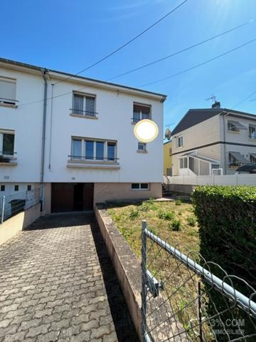 jolie maison 3ch, garage et jardin à Neuves maisons Neuves-Maisons (54230)