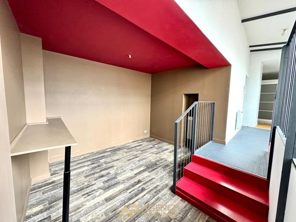 Appartement - T3 - 69m2 - Terrasse de 40m2 - La Rochelle Centre ville 393 750 € **  - Référence  JH719D3