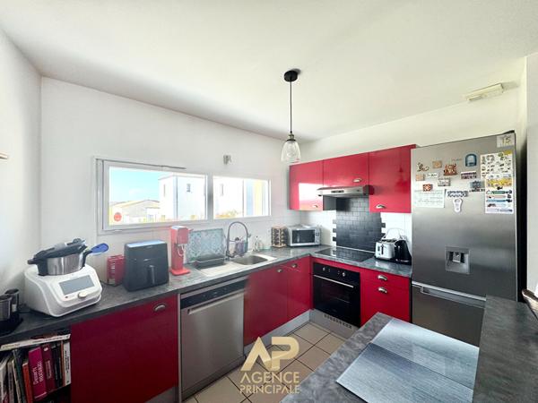 Appartement - T3 - Terrasse + parking - Dompierre-sur-Mer (Chagnolet) 288 000 € **  - Référence  JH695ED5