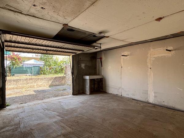 Garage 22m² - Centre Ville Le Pradet
