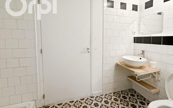 Maison à louer    4 pièces •  Saint-Étienne-de-Fontbellon