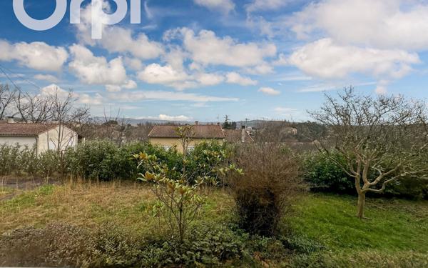 Maison à louer    4 pièces •  Saint-Étienne-de-Fontbellon