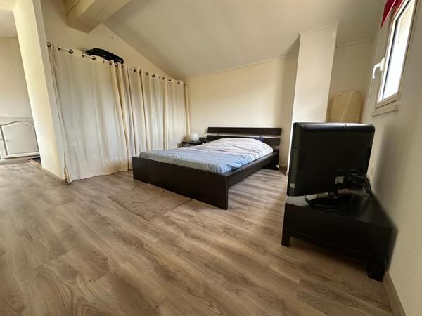 A VISITER SUR SARRIANS (84)  - MAISON DE PLAIN PIED DE 129 M² env. SUR TERRAIN DE 538 m²