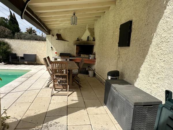 A VISITER SUR SARRIANS (84)  - MAISON DE PLAIN PIED DE 129 M² env. SUR TERRAIN DE 538 m²
