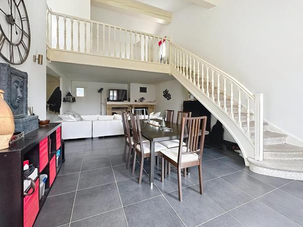 A VISITER SUR SARRIANS (84)  - MAISON DE PLAIN PIED DE 129 M² env. SUR TERRAIN DE 538 m²