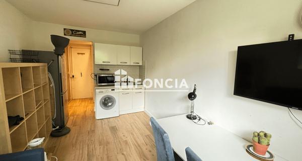 Location Studio meublé 16.87 m² - Levallois-perret 92300