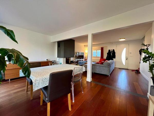 Maison Carrieres Sur Seine 8 pièce(s) 145 m2 €840 000 ** - Référence 7616