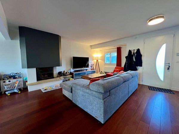 Maison Carrieres Sur Seine 8 pièce(s) 145 m2 €840 000 ** - Référence 7616