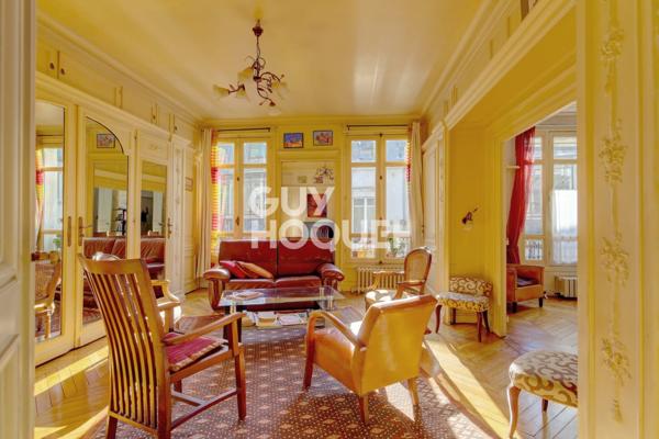 Appartement à vendre de 6 pièces de 160 m²