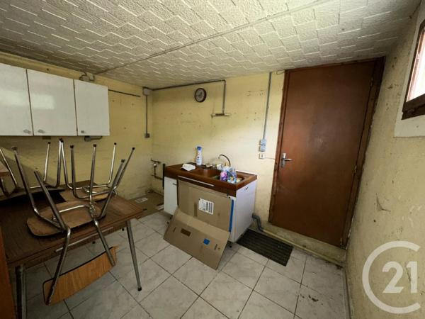 Maison à vendre  5 pièces - 85 m 2   COSNE COURS SUR LOIRE  - 58