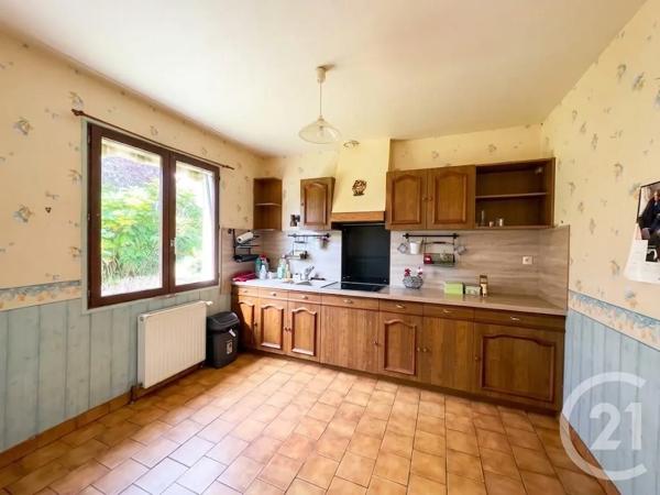 Maison à vendre  5 pièces - 85 m 2   COSNE COURS SUR LOIRE  - 58