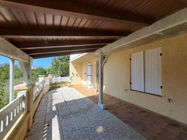 Maison familiale avec logement indépendant et terrain arboré