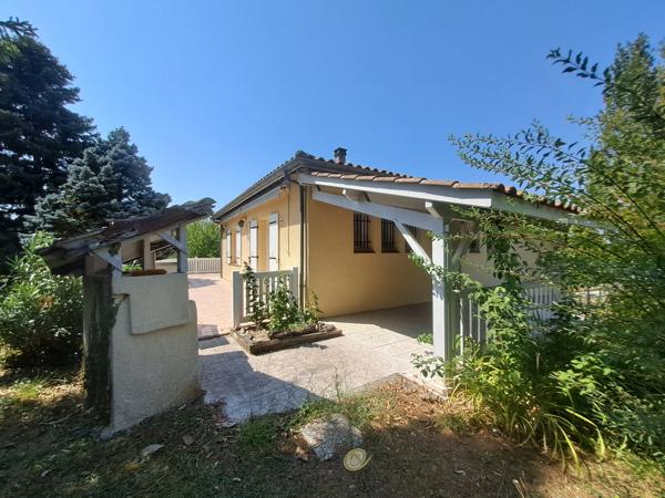Maison familiale avec logement indépendant et terrain arboré