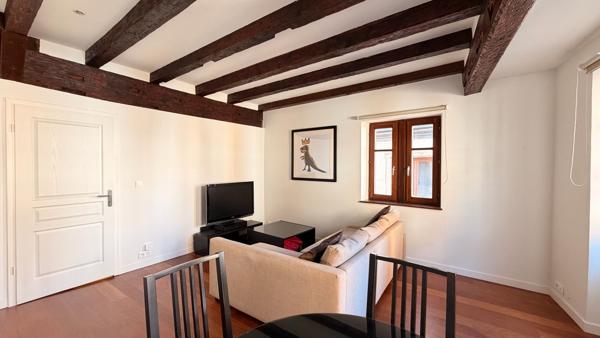 Appartement - 3 pièces - 77 m²