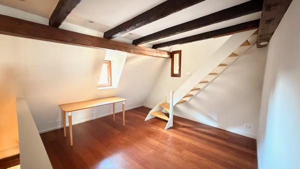 Appartement - 3 pièces - 77 m²