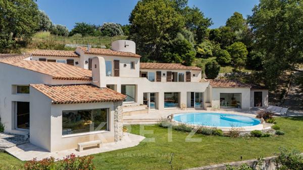 VENCE – CONTEMPORAINE D’EXCEPTION AVEC VUE MER
