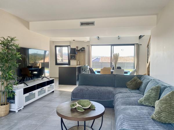 Saint-Vallier (26240) Maison contemporaine RT 2012 avec piscine et vue panoramique – Saint-Vallier (Drôme)