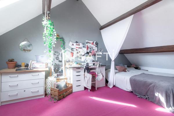 Maison de charme spacieuse et idéalement située !