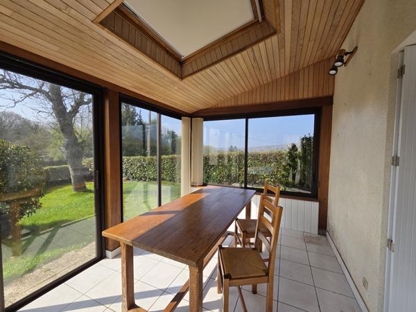 A VENDRE Maison avec fort potentiel Environnement calme proche du lac de Guerledan SAINT- AIGNAN (56)