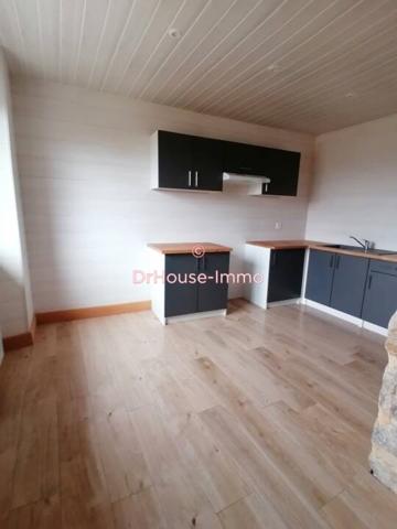 Immeuble à vendre 11 pièces de 400 m²