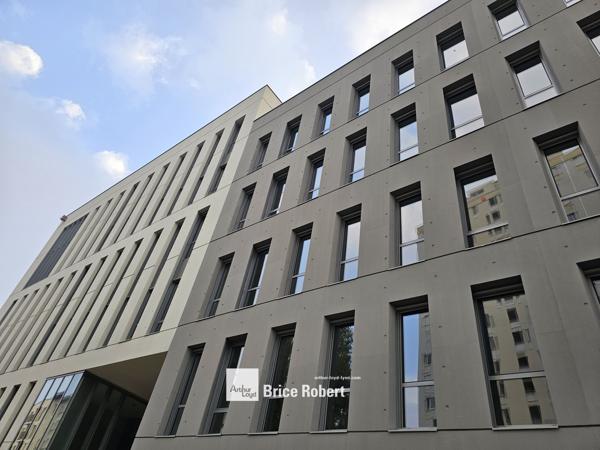 Bureaux neufs à louer ou vendre à Villeurbanne proche tramway et commerces