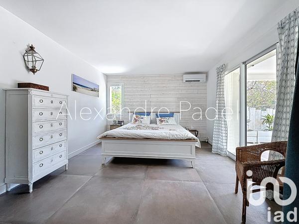 Maison à vendre 10 pièces 270 m² Carqueiranne