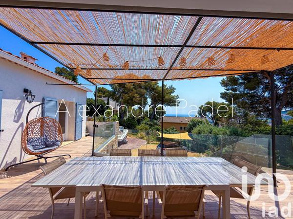 Maison à vendre 10 pièces 270 m² Carqueiranne