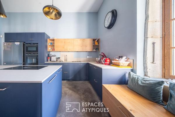 Rénovation contemporaine d’un ancien chai avec piscine au coeur de Givry