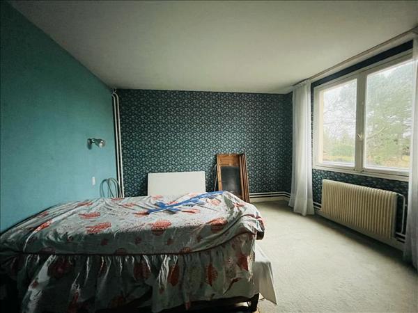 Immeuble à vendre |  Lesperon |  780 m²