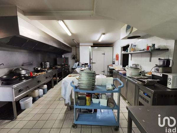 Murs commerciaux  à vendre 734 m² Émerainville