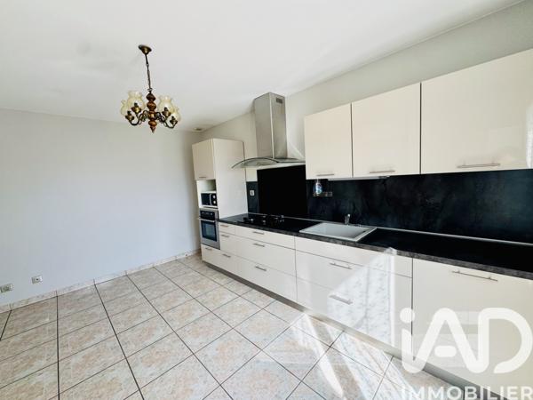 Maison à vendre 5 pièces 134 m² Saint-Priest-en-Jarez