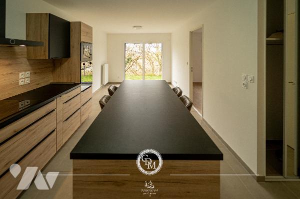 COUP DE COEUR - ANNECY + GARAGE - APPARTEMENT - environ 43 m²