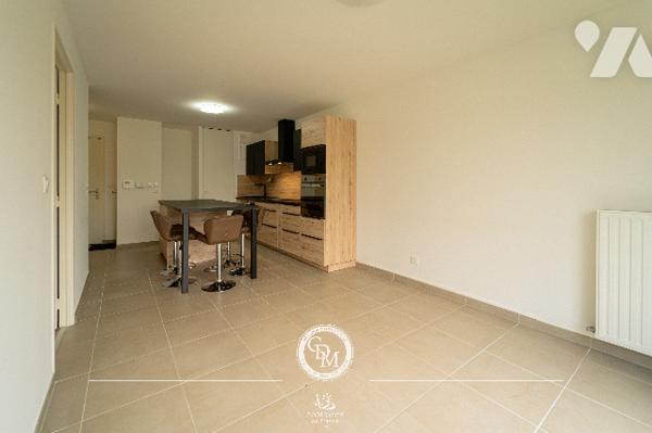 COUP DE COEUR - ANNECY + GARAGE - APPARTEMENT - environ 43 m²