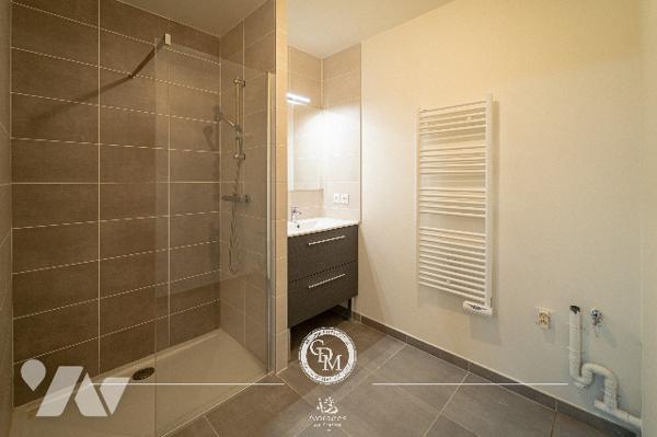 COUP DE COEUR - ANNECY + GARAGE - APPARTEMENT - environ 43 m²