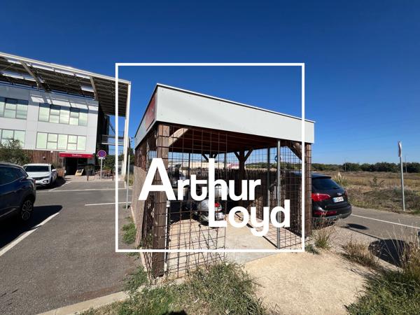 Bureaux open space à louer à Castelnau-le-Lez avec parking extérieur