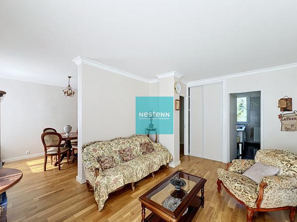 À vendre un appartement à Franconville de 5 pièces - proche des commodités, des écoles, commerces et axes autoroutiers - Box- cave  - bâtiment ravalé
