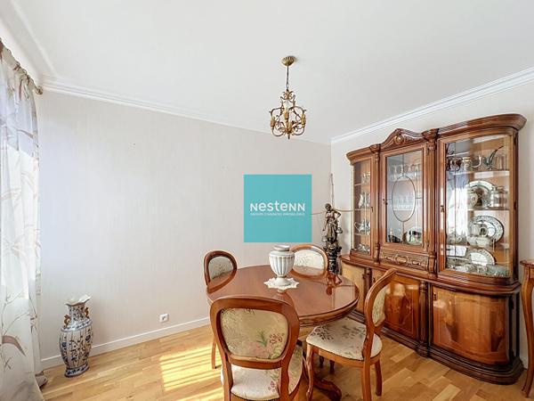 À vendre un appartement à Franconville de 5 pièces - proche des commodités, des écoles, commerces et axes autoroutiers - Box- cave  - bâtiment ravalé
