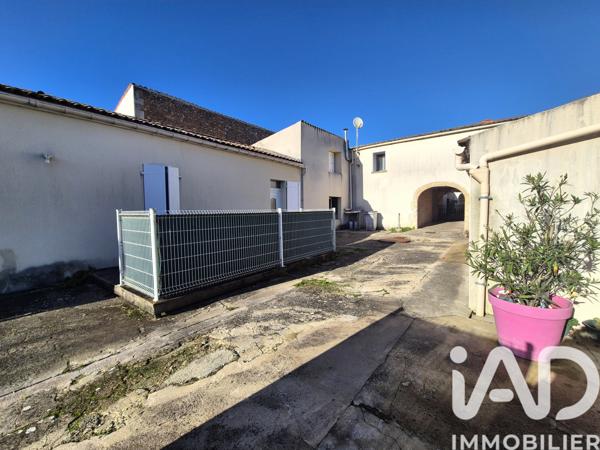 Maison à vendre 8 pièces 231 m² Marennes-Hiers-Brouage