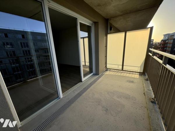 Valenciennes Appartement type 3 5ème étage avec parking résidence 2025 av