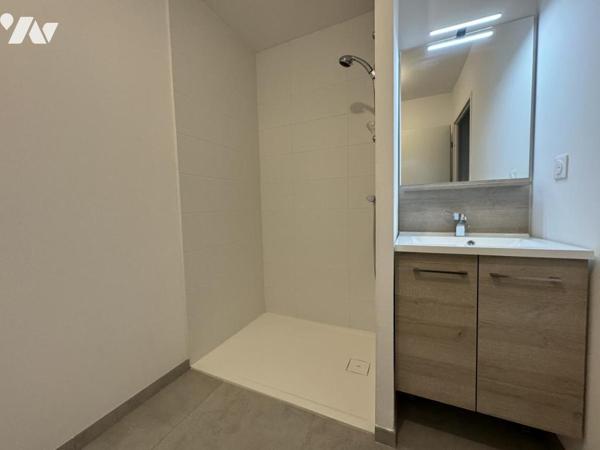 Valenciennes Appartement type 3 5ème étage avec parking résidence 2025 av