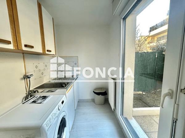 Location Studio 28.46 m² - 29 RUE DANTON Malakoff 92240