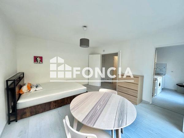 Location Studio 28.46 m² - 29 RUE DANTON Malakoff 92240