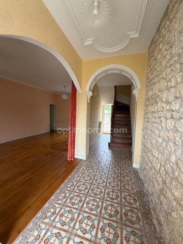 Saint Yrieix. Maison 190 m² sur terrain de 4070 m²
