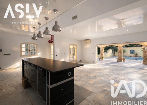 Maison à vendre 6 pièces 222 m² Six-Fours-les-Plages