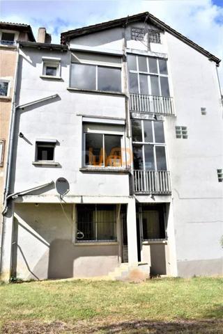 Maison spacieuse à vendre à Aubin, France